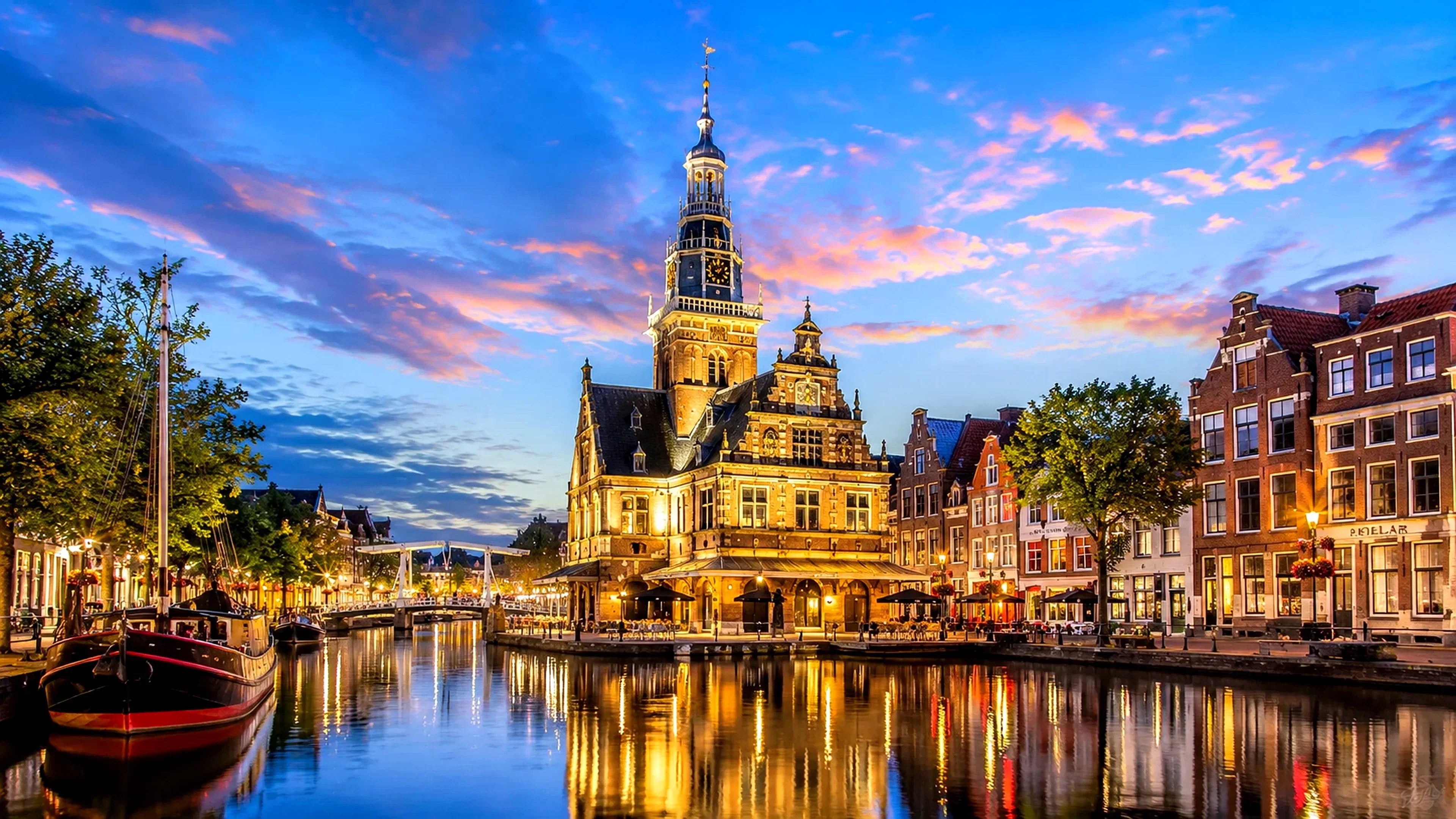 Meubels herstofferen in Alkmaar