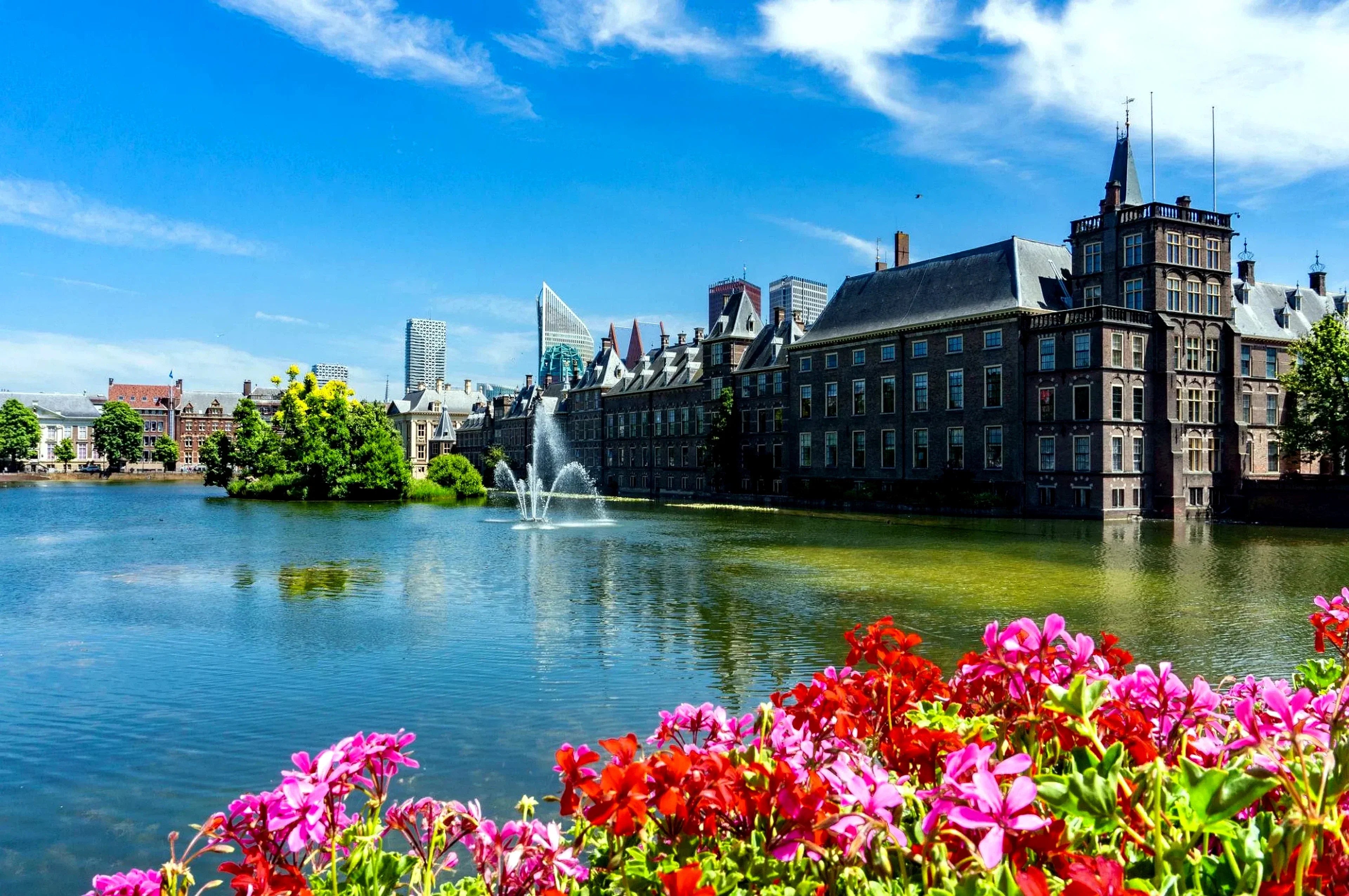 Meubels herstofferen in Den Haag